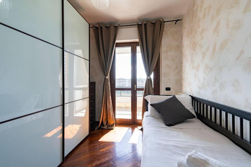 Perugino'S Peaceful Sky Terrace Apartment ปอนเต กาเลเรีย ภายนอก รูปภาพ
